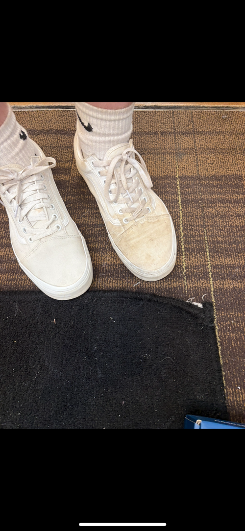 Kicks cleaner